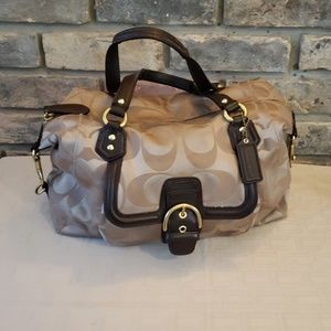 💯% authentic Coach emblem bag